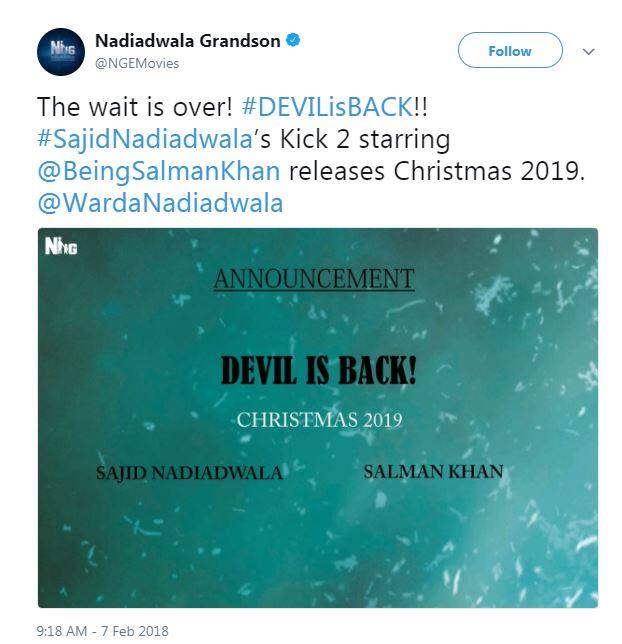 तस्वीर में इस बात का भी जिक्र है कि साजिद नाडियाडवाला के निर्देशन में बनने वाली ये फिल्म 2019 में क्रिसमस के मौके पर रिलीज की जाएगी.