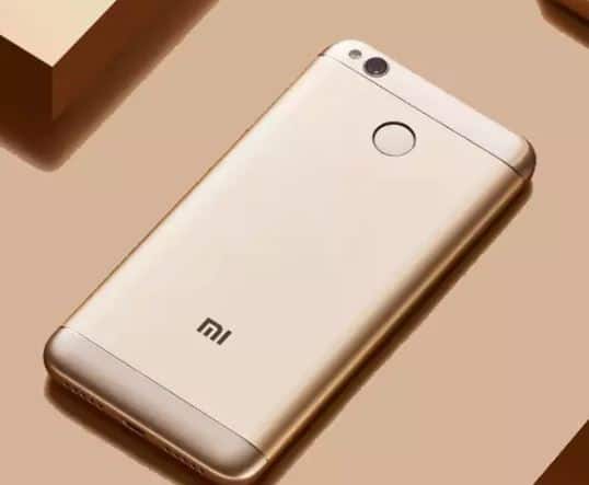 Redmi 4: रेडमी 4 में 5 इंच की स्क्रीन दी गई है. क्वालकॉम स्नैपड्रैगन 430 प्रोसेसर दिया गया है, 2 जीबी रैम दी गई है. 13 मेगापिक्सल का रियर कैमरा दिया गया है साथ ही 5 मेगापिक्सल का फ्रंट फेसिंग कैमरा दिया गया है. 4100mAh की बैटरी दी गई है. कीमत- 6,999 रु.