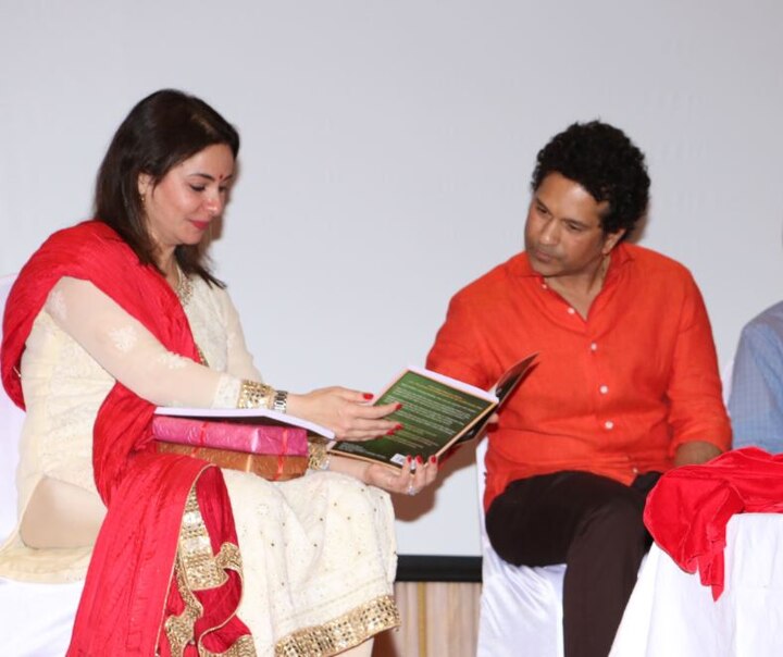 संन्यास के बाद से ही फैंस सचिन की लाइफ के बारे में ज्यादा से ज्यादा जानना चाहते हैं. (तस्वीर: मानव मंगलानी)