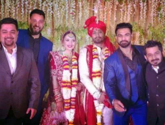 बता दें कि विनीत और अभिलाषा पिछले 6 साल से एक-दूसरे को डेट कर रहे थे.