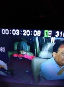 Photos: अमिताभ बच्चन लीलावती अस्पताल से हुए डिस्चार्ज, गर्दन में दर्द की वजह से हुए थे भर्ती