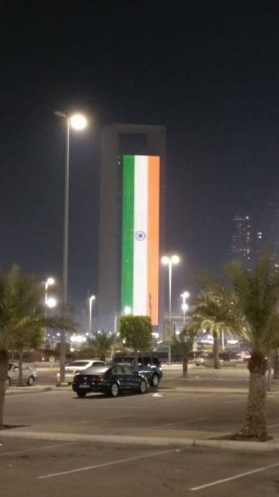 प्रधानमंत्री रविवार को दुबई जाएंगे जहां वह एक हिंदू मंदिर की आधारशिला रखेंगे.