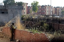 जम्मू: शोपियां में भी आर्मी कैंप पर फायरिंग, सुंजवां में रोहिंग्या शरणार्थियों के इलाके से आए थे आतंकी