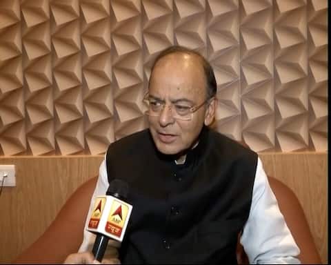 जेटली का लोकसभा चुनाव पहले कराने के अटकलों पर विराम, कहा- ऐसी कोई संभावना नहीं जेटली का लोकसभा चुनाव पहले कराने के अटकलों पर विराम, कहा- ऐसी कोई संभावना नहीं