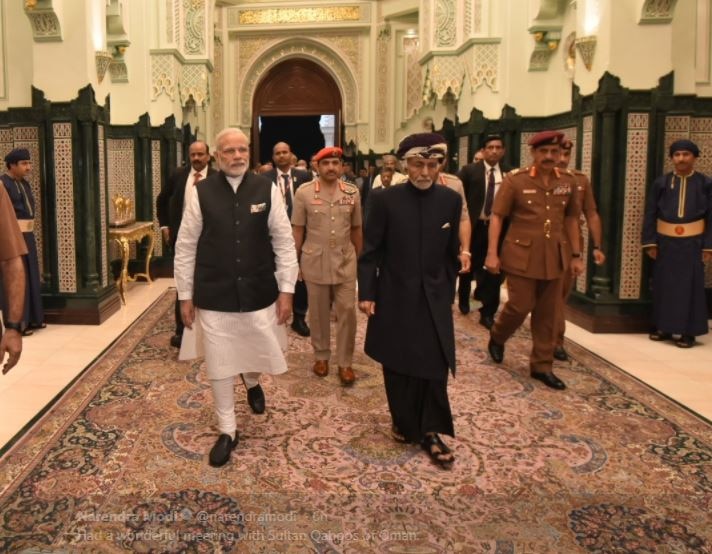 PM Modi in Oman: will go Shiva Temple and Sultan Qaboos Grand Masjid in Muscat ओमान में पीएम मोदी: मस्कट में आज शिव मंदिर और सुल्तान कबूस ग्रैंड मस्जिद जाएंगे