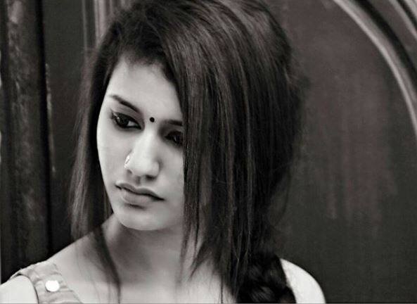 'उरु अदार लव' प्रिया प्रकाश की डेब्यू फिल्म है लेकिन वे इसके रिलीज से पहले ही काफी चर्चा में आ गई हैं. 'उरु अदार लव' 3 मार्च को रिलीज होगी.