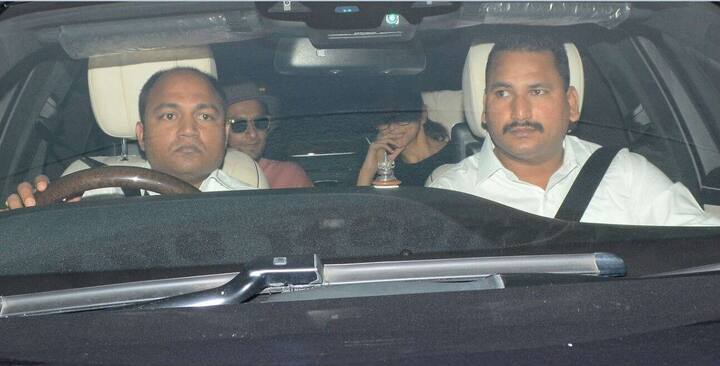 वहीं दीपिका पादुकोण जल्द ही विशाल भारद्वाज की फिल्म की शूटिंग शुरू करेंगी जिसमें वो इरफान खान के साथ नजर आएंगी.