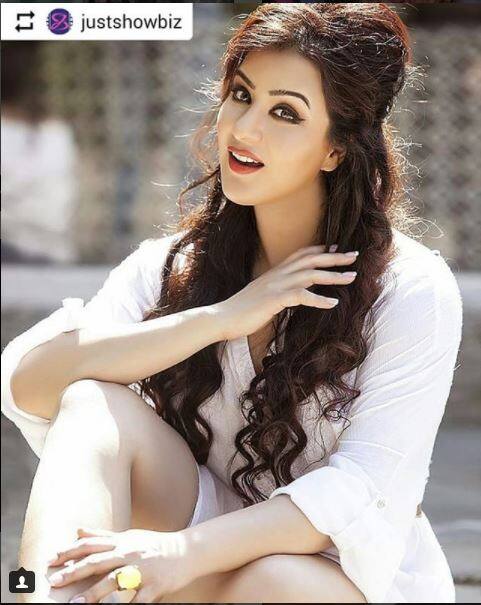  फिल उन्हें साल 2015 में आए सीरियल 'भाभी जी घर पर है' से और भी ज्यादा लोगों ने पसंद किया.