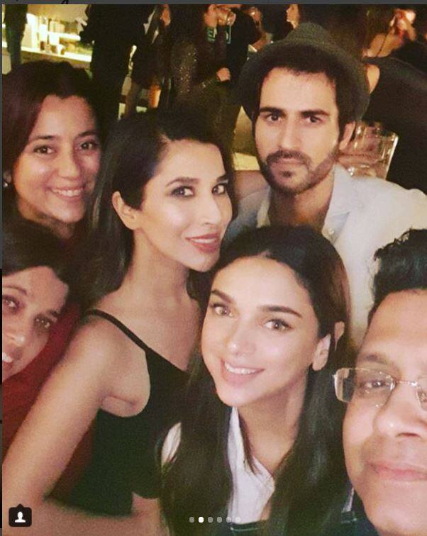 ये तस्वीरें सूफी चौधरी ने इंस्टा पर पोस्ट की जिसमें सभी मस्ती के मूड में नज़र आ रहे हैं.