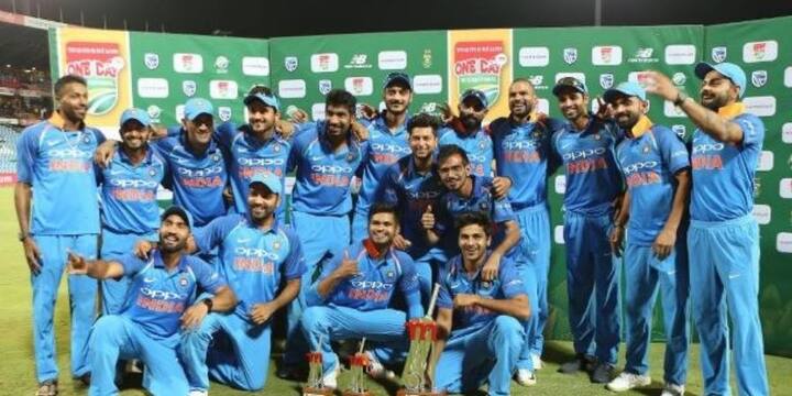 अनुष्का अपनी फिल्मों में बिजी हैं वहीं, विराट कोहली ने साउथ अफ्रीका में टीम इंडिया को वनडे सीरीज में ऐतिहासिक जीत दिलाई है.