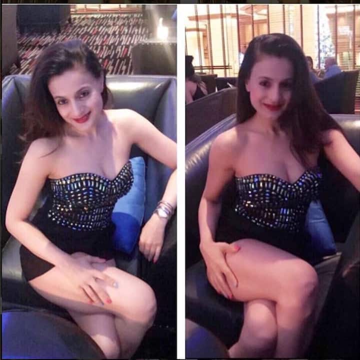 बता दें कि मासूम चेहरे और दिलकश अदाओं वाली बॉलीवुड अभिनेत्री अमीषा पटेल फिल्मों से दूर होकर भी लाइमलाइट से दूर नहीं हैं. फिल्मी पर्दे पर दोबारा लौटने को बेताब अमीषा फैशन शो में शामिल होने के साथ ही समाजसेवा और चुनावी प्रचारों में भी बढ़-चढ़ कर हिस्सा लेती हैं.
