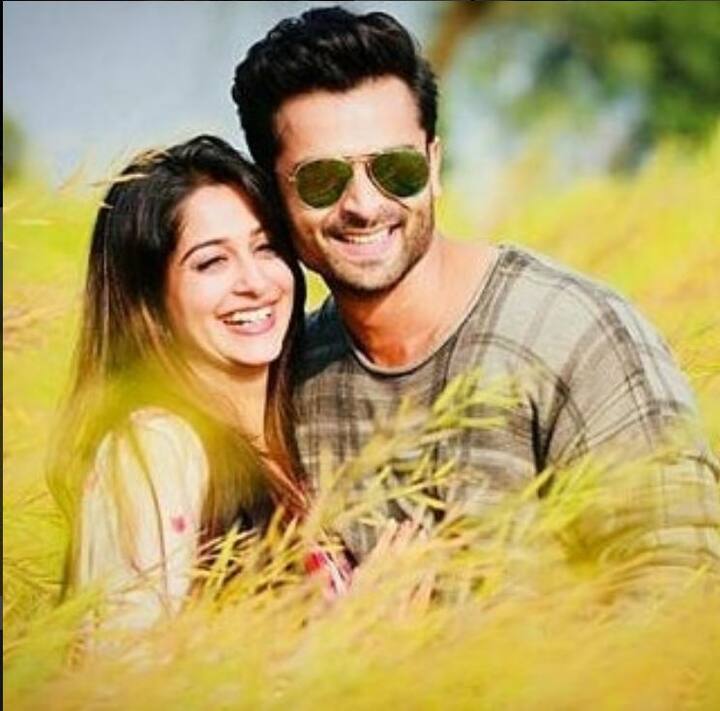 ये दोनों सितारे एक प्राइवेट समारोह में भोपाल में शादी कर रहे हैं.