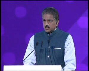 यूपी इन्वेस्टर्स समिट 2018: मोदी बोले यूपी में परिवर्तन दिख रहा है, योगी ने कहा- पीएम का सपना पूरा करना है