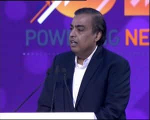 यूपी इन्वेस्टर्स समिट 2018: मोदी बोले यूपी में परिवर्तन दिख रहा है, योगी ने कहा- पीएम का सपना पूरा करना है