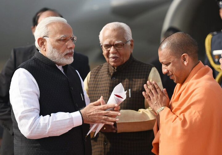 PM Modi appreciated yogi Adityanath during Niti Aayog meeting नीति आयोग की मीटिंग में मोदी ने की योगी की तारीफ, यूपी में साल भर के काम पर सीएम की पीठ थपथपाई
