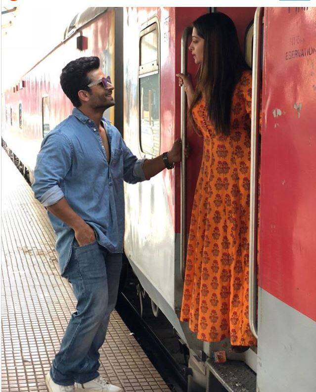 टीवी की ये दोनों जाने माने सितारे एक प्राइवेट समारोह में भोपाल में शादी के बंधन में बंधेंगे. (Photo: Instagram)