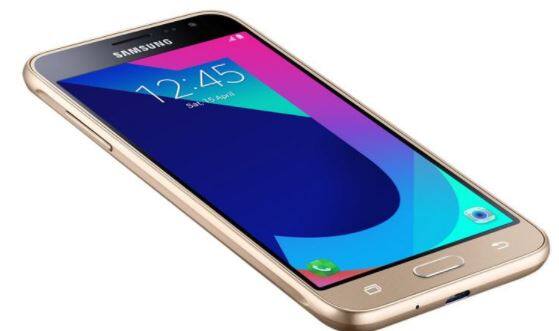 इंटरनल स्टोरेज की बात करें तो इसमें 16 जीबी की मैमोरी है जिसे 128 जीबी तक बढ़ाया जा सकता है.