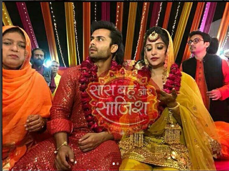 टीवी एक्ट्रेस दीपिका कक्कड़ और शोएब की संगीत सेरेमनी की वीडियो और तस्वीरें देखें सबसे पहले यहां