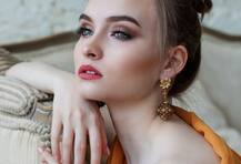 महिलाओं की ये आदतें करती हैं पुरुषों को आकर्षित