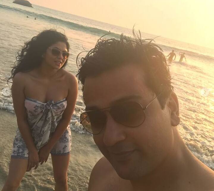  कविता अपने पति रोनीत बिस्वास के साथ गोवा में वेकेशन एंजॉय कर रही हैं.