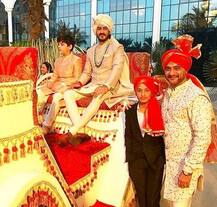 ‘वीरे दी वेडिंग’ में सोनम कपूर एंड फैमिली ने मचाई धूम, देखि‍ए तस्वीरें 