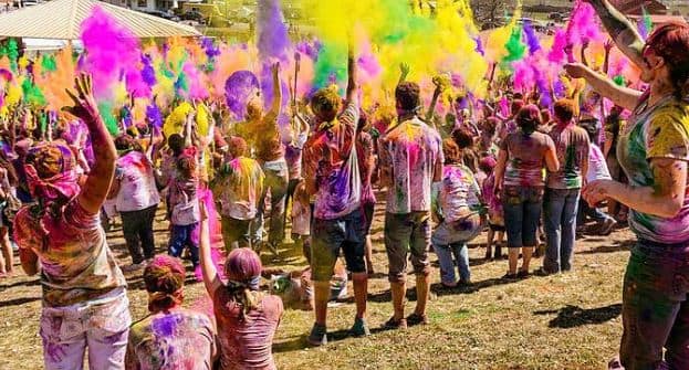 होली पर क्यों पी जाती है भांग? जानिए, होली के रंगीले इतिहास के बारे में Holi 2018: Know, History of Holi festival होली पर क्यों पी जाती है भांग? जानिए, होली के रंगीले इतिहास के बारे में