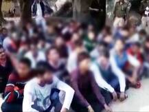 अलीगढ़ में खुलेआम चल रहा था नकल का खेल, अब पकड़े गए 62 छात्र-छात्राएं