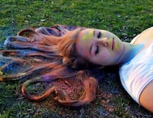 होली 2018: ये टिप्स होली के रंगों को बालों पर करेंगे बेअसर