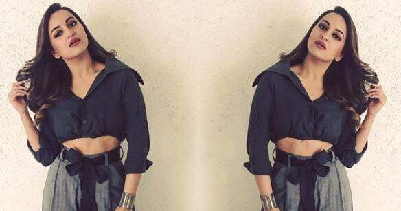 इस शुक्रवार को रिलीज हुई सोनाक्षी की फिल्म ‘वेलकम टू न्यूयॉर्क’ भी पहले दिन बॉक्स आफिस पर बहुत ही निराशाजनक प्रदर्शन किया है.