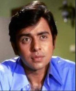 30 अक्टूबर 1990 को बॉलीवुड अभिनेता विनोद मेहरा का दिल का दौरा पड़ने से निधन हुआ था. 1950 के दशक के अंत में इन्होंने बाल अभिनेता के रूप में अपनी शुरुआत की थी. 45 वर्ष की उम्र में ही इनकी मृत्यु हो गई.