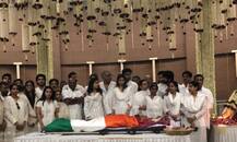 श्रीदेवी की मौत के बाद पहली बार सामने आई जाह्नवी और बोनी कपूर की तस्वीर