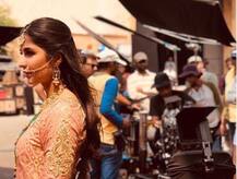 दुल्हन के लिबास में सड़क पर निकलीं कैटरीना कैफ, सोशल मीडिया पर वायरल हो रही ये तस्वीर