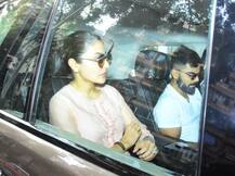 PHOTOS: अंतिम संस्कार के बाद श्रीदेवी के घर पति विराट कोहली संग पहुंची अनुष्का शर्मा, परिवार को दी सांत्वना