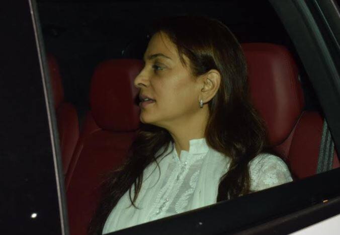 जिसके बाद उन्होंने एक एक कर कई सारे ट्वीट सोशल मीडिया पर किए थे. (तस्वीर: मानव मंगलानी)