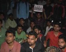 प्रदर्शनकारी छात्र घर जाएं और SSC पेपर लीक मामले में CBI जांच के नतीजों का इंतज़ार करें: राजनाथ