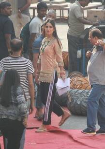 \'जीरो\' के सेट से कैटरीना कैफ की तस्वीरें आई सामने, हटके है उनका ये अंदाज