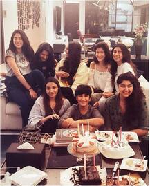 जाह्नवी के बर्थडे को खास बनाने के लिए पार्टी में शामिल हुईं कपूर खानदान की बहनें, देखें तस्वीरें