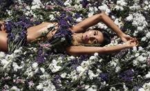 जब इस एक्स बिग बॉस कंटेस्टेंट ने पहना फूलों का लिबास