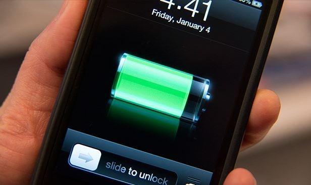 usefull tips to prevnt smartphone and battery life स्मार्टफोन चार्ज करते वक्त भूलकर भी ना करें ये गलतियां