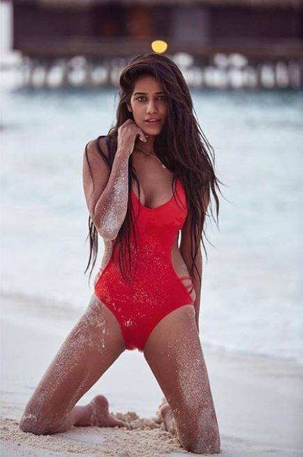 बता दें कि पिछले दिनों पूनम मे अपनी एक एप भी लॉन्च की थी. (Photo: ipoonampandey)