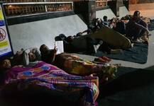 SSC विवाद: \'सड़क पर बिताई जा रही ये रातें, सिर्फ नौकरी का हक मांग रही है\'