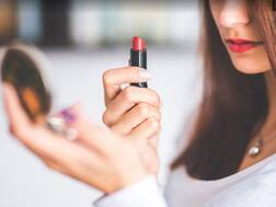 Amazon Great Indian Festival Sale: 5 Makeup Products Under Rs 1000