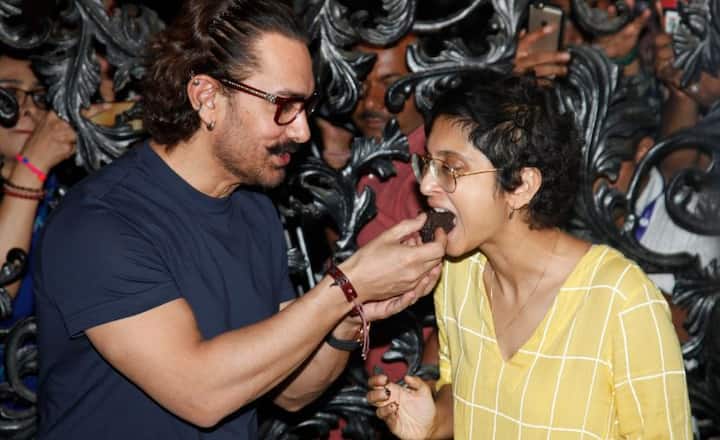 लेकिन अपने जन्मदिन पर उन्होंने मुंबई का रुख किया और इस खास दिन को अपने परिवार के साथ मना रहे हैं.