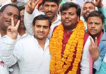 प्रवीण कुमार निषाद: मिलिए उस \'महाबली\' से जिसने योगी के किले में लगाई सेंध