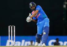 बांग्लादेश के खिलाफ रोहित ने बल्ले से किया धमाका, फाइनल में भारत