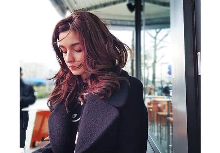 Alia Bhatt makes THIS adjustment to attend Sonam Kapoor wedding सोनम की शादी में शरीक होने के लिए आलिया को करनी पड़ रही है इतनी मशक्कत