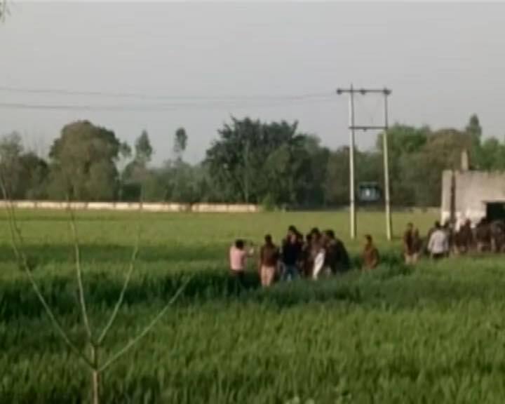 आरोपी पर शामली से 20 हजार और हरियाणा से 5 हजार रूपये का इनाम घोषित था. मुठभेड के दौरान दोनों ओर से लगभग 30 राउंड फायरिंग हुई. पुलिस बदमाश का अपराधिक इतिहास खंगाल रही है.