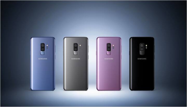 वहीं बात अगर S9 प्लस के 64GB वेरिएंट की करें तो इसकी कीमत 64,900 रुपये है, जबकि इसके 256GB वेरिएंट की कीमत 72,900 रुपये हैं.