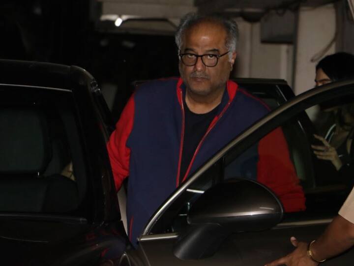 हाल ही में बोनी कपूर छोटी बेटी खुशी के साथ रानी मुखर्जी की फिल्म 'हिचकी' की स्पेशल स्क्रीनिंग में भी पहुंचे थे. (तस्वीर: मानव मंगलानी)