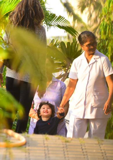 सैफ अली खान ने भी अपने इंटरव्यू में बताया था कि तैमूर की शैतानियां हर दिन बढ़ती जा रही हैं. (तस्वीर: मानव मंगलानी)